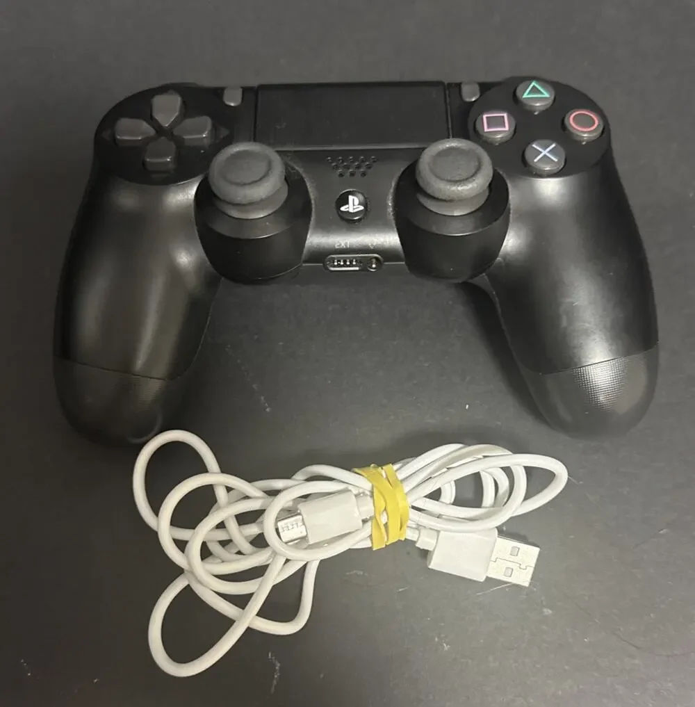 Sony DualShock 4 Wireless Bluetooth Controller CUH-ZCT2U Black PS4 Charge Cable